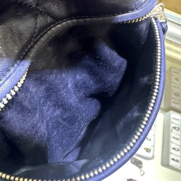 CHANEL Matelasse - Black Lambskin Backpack Tassel drawstring Gold hardware - Picture 11 of 12